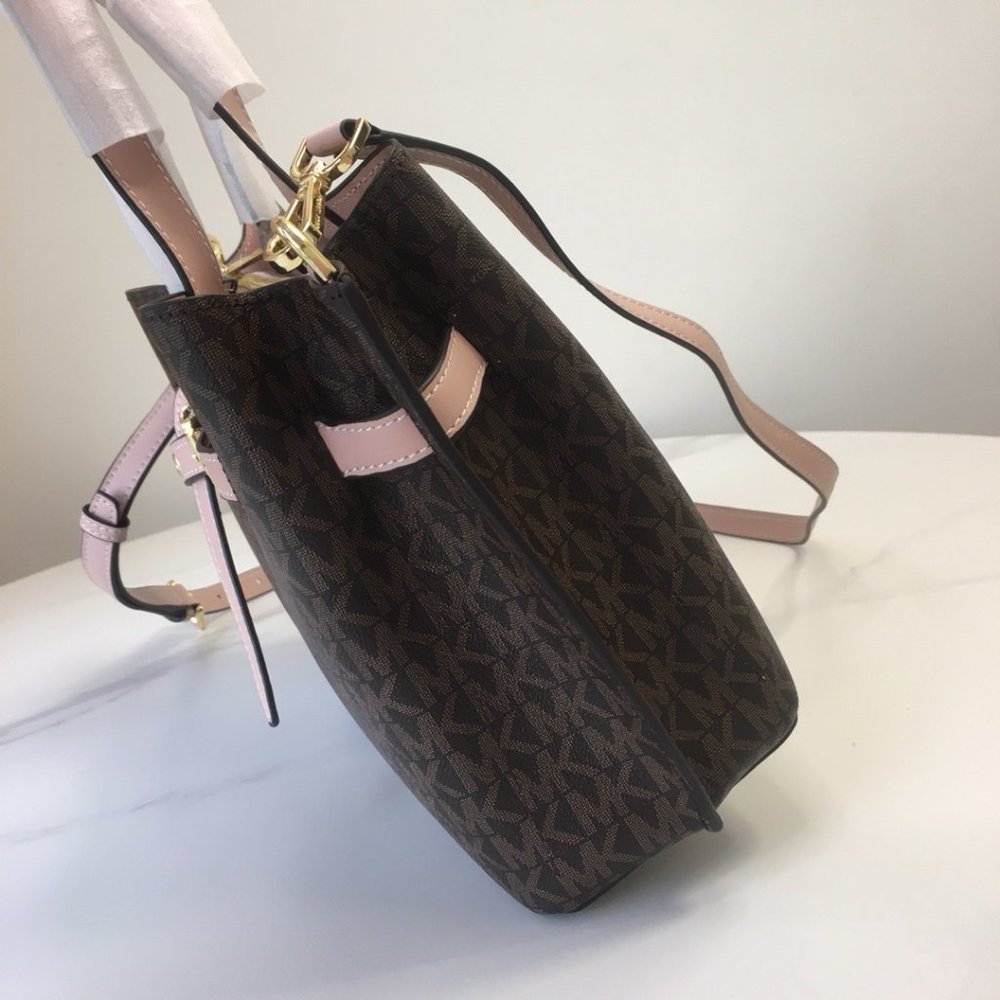 🌈 Michael Kors Crossbody Bag Totes Hand bag 🌈 - Picture 7 of 9